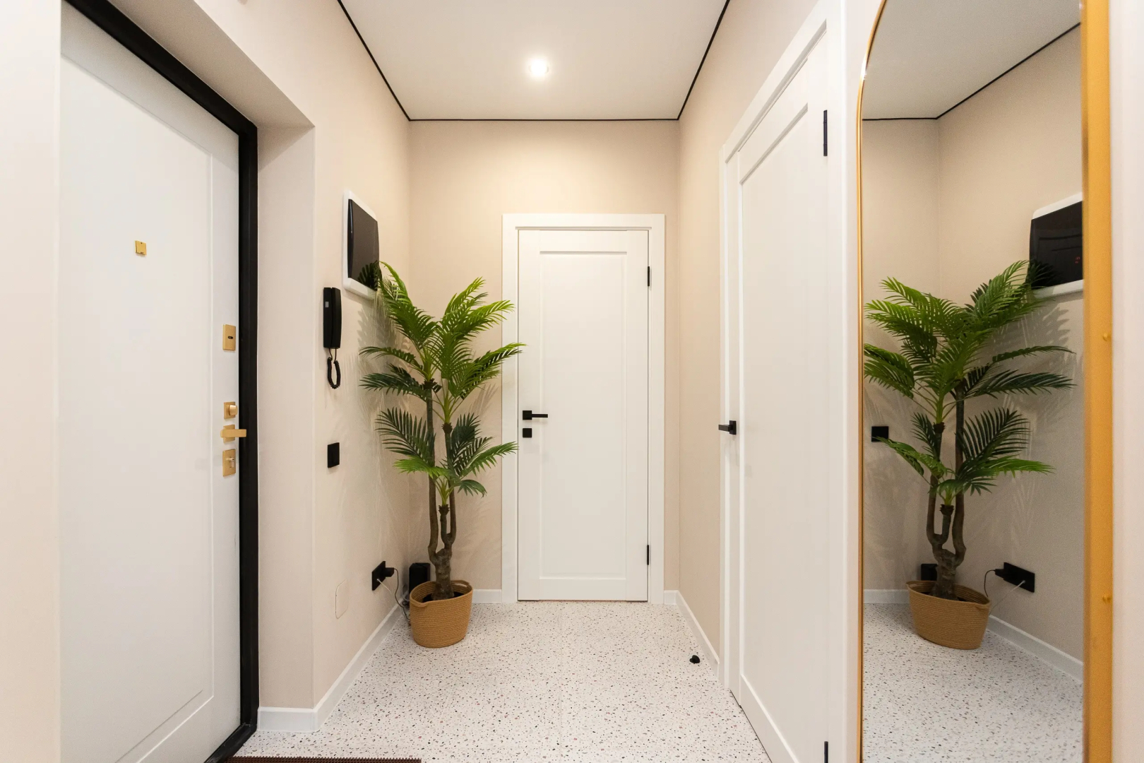 Квартира Уютная евро-двушка рядом с Рыбной деревней