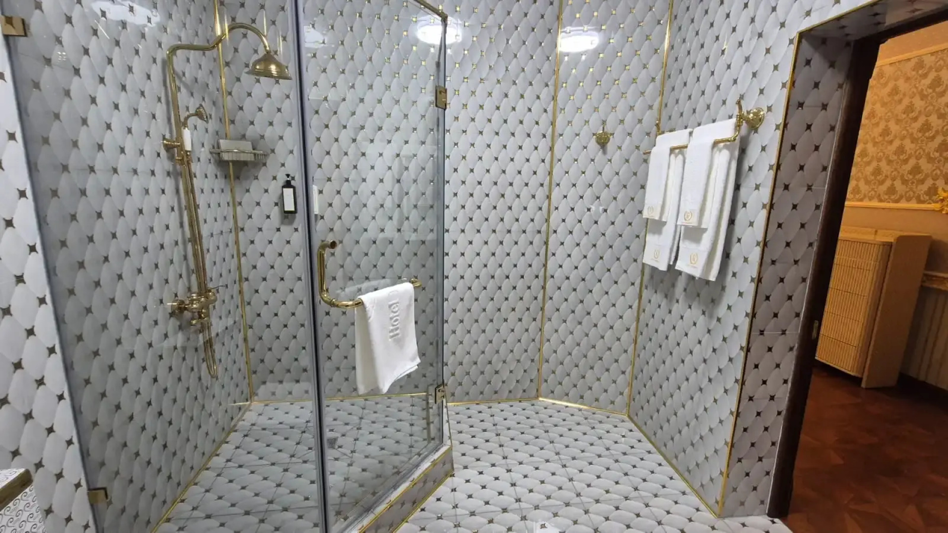 Отель Madonna SPA 