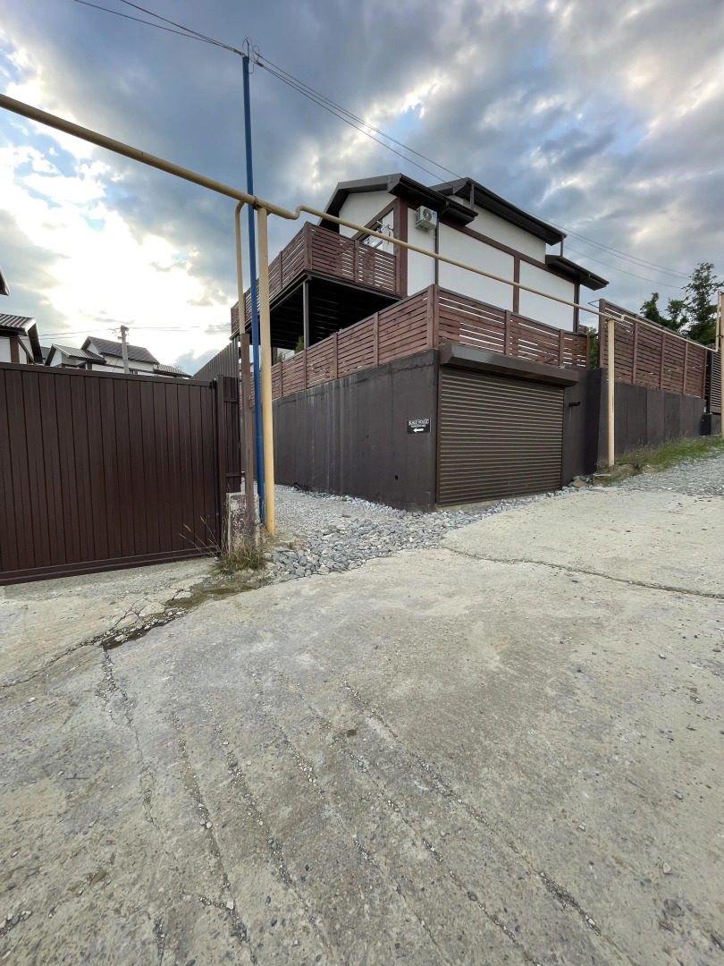 Частный дом Blago House 130м2 с барбекю и парковкой