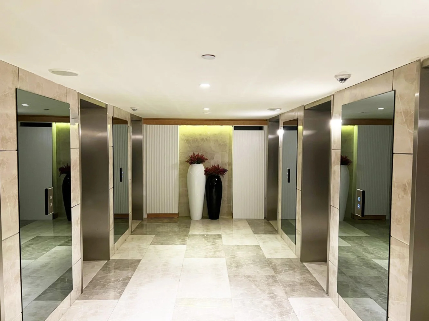 Apartments BA04 Homerent @ Orbi City D1