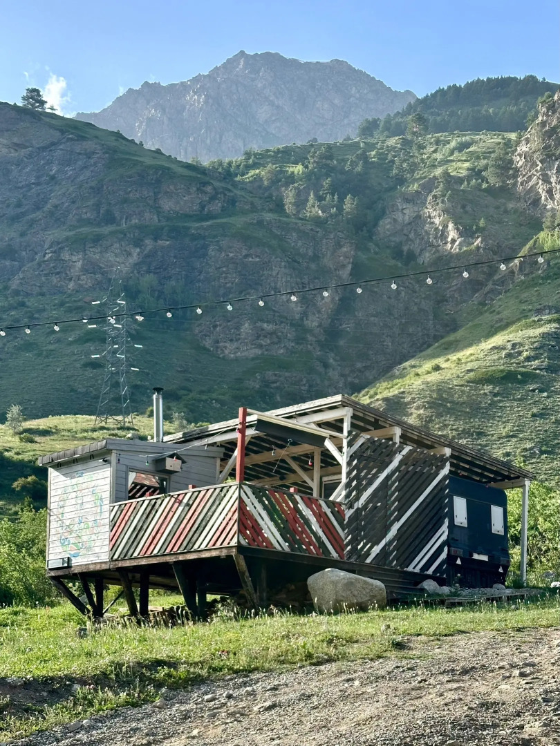 Частный дом Хиппи в Тегенекли