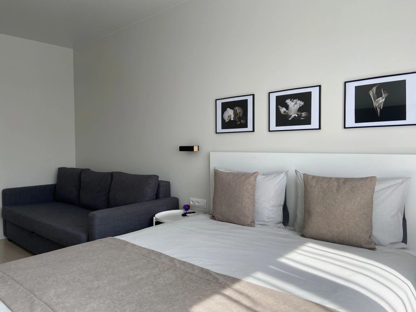 Квартира Holidays Apartment