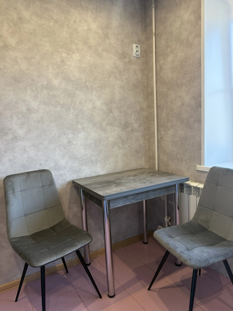 Квартира 2-комнатная в Ленинском районе рядом с метро Заречная