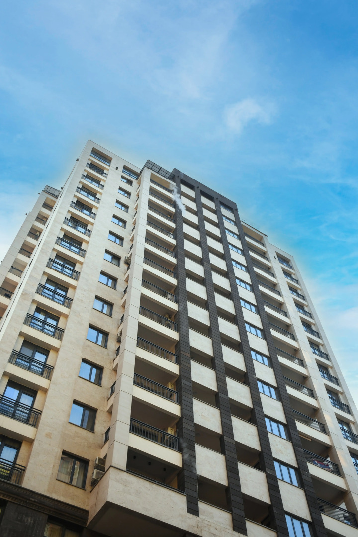 Апартаменты Stylish Gem Steps to Republic Square