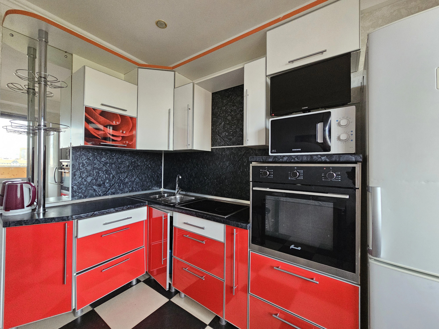 Апартаменты Ярославская 72(9)