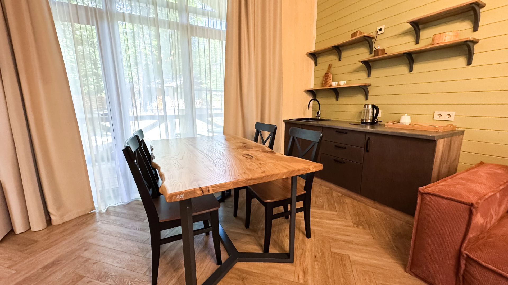 Глэмпинг Lamberty