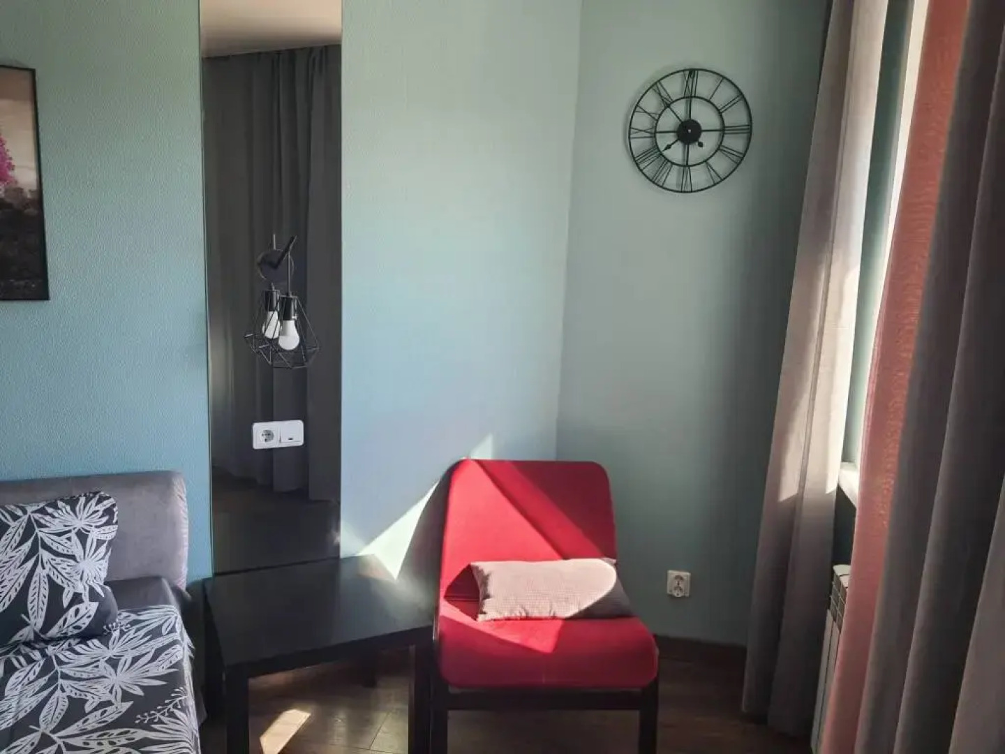 Апартаменты Студия с Балконом и Видом на Город на Гагарина