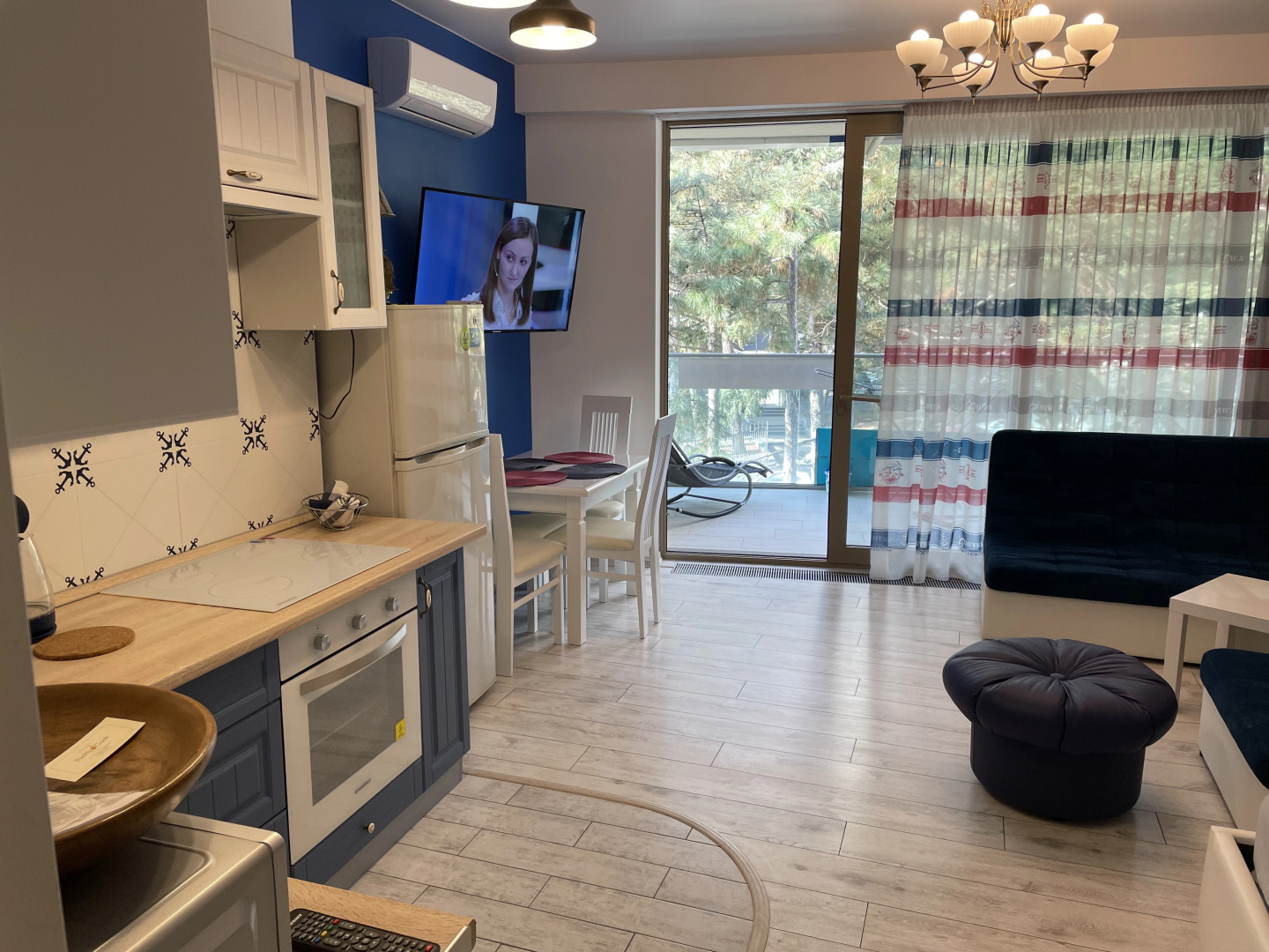 Апартаменты Статус в ГРК Зазеркалье 1