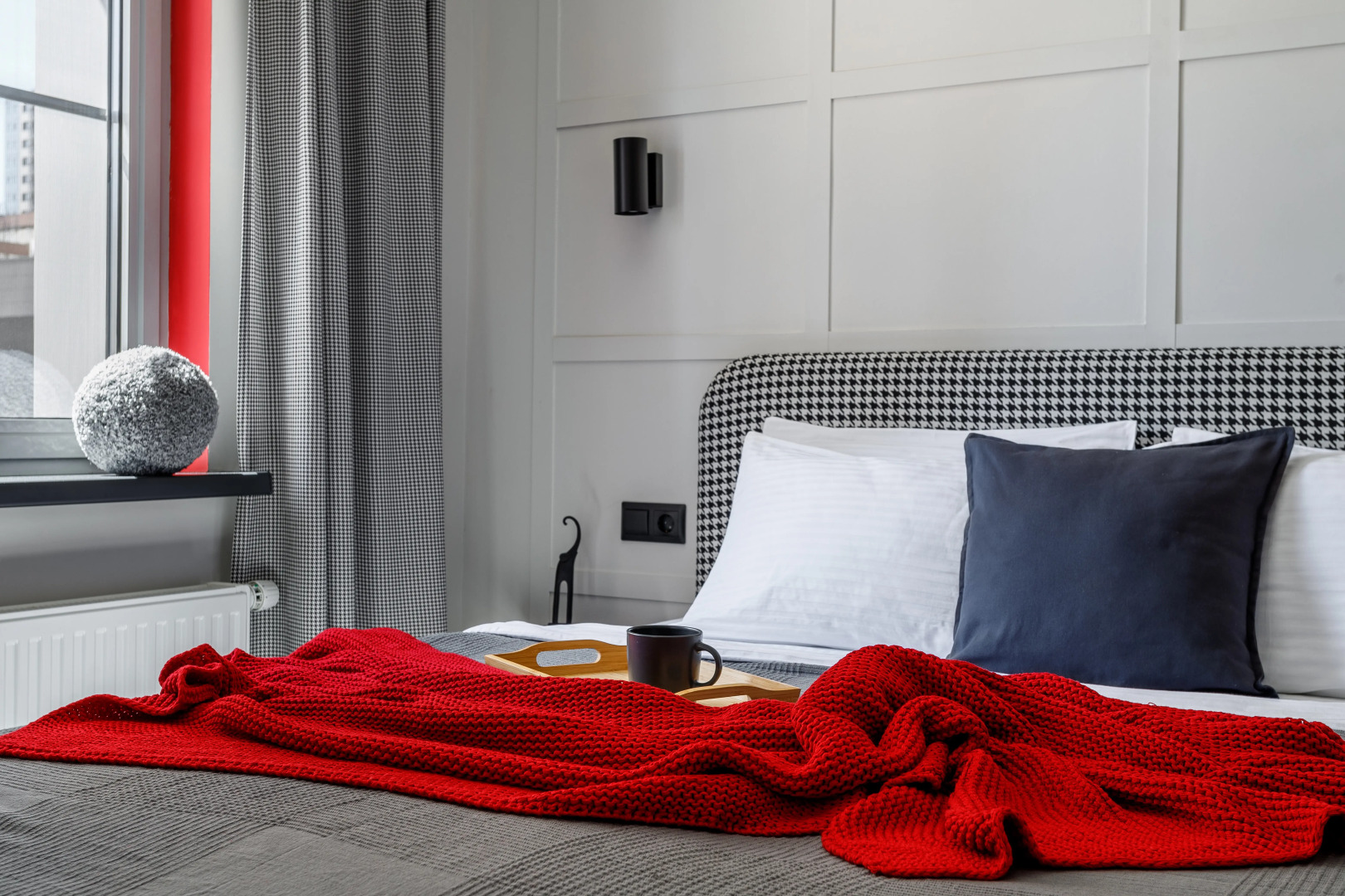 Апартаменты UzorApart Дизайнерская студия на набережной в центре города