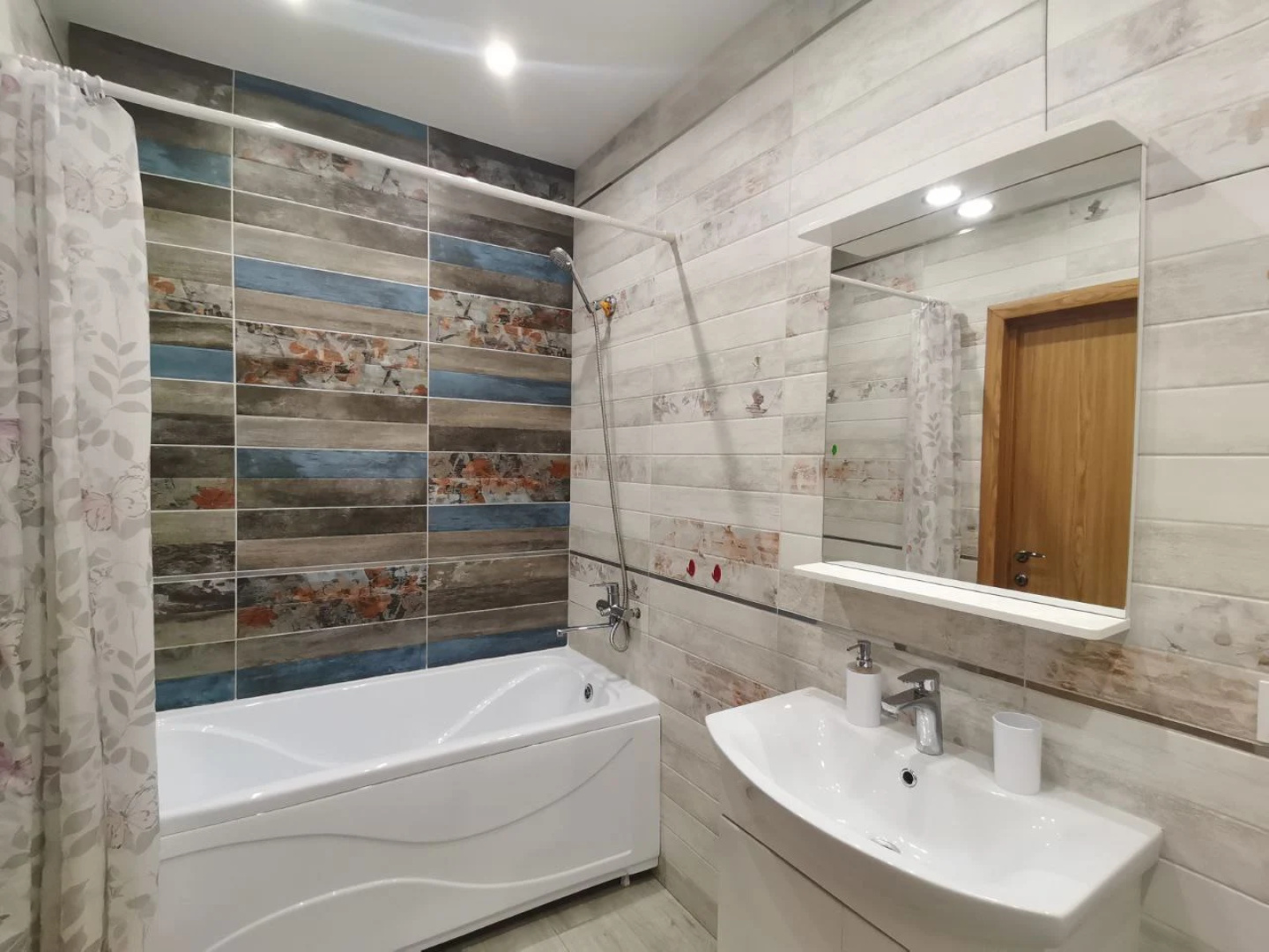 Апартаменты White Lodging на Академика Каргина
