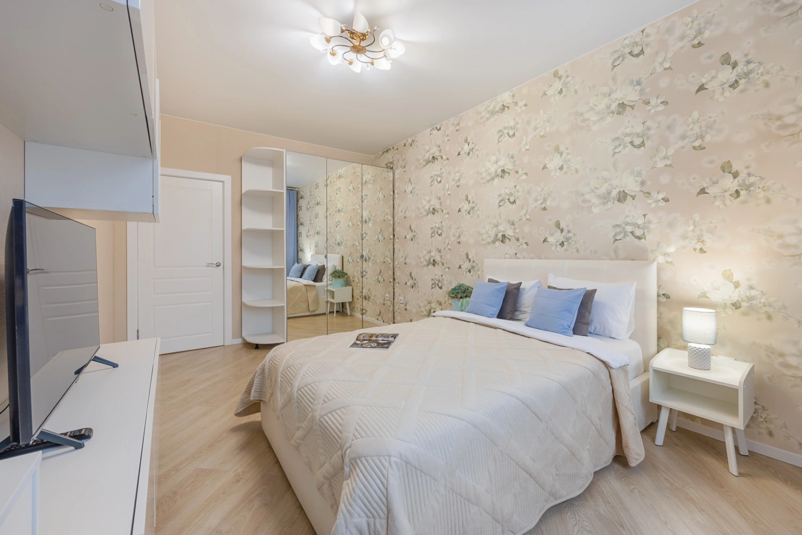 Апартаменты Pronina Aparts Kudrovo LIVE