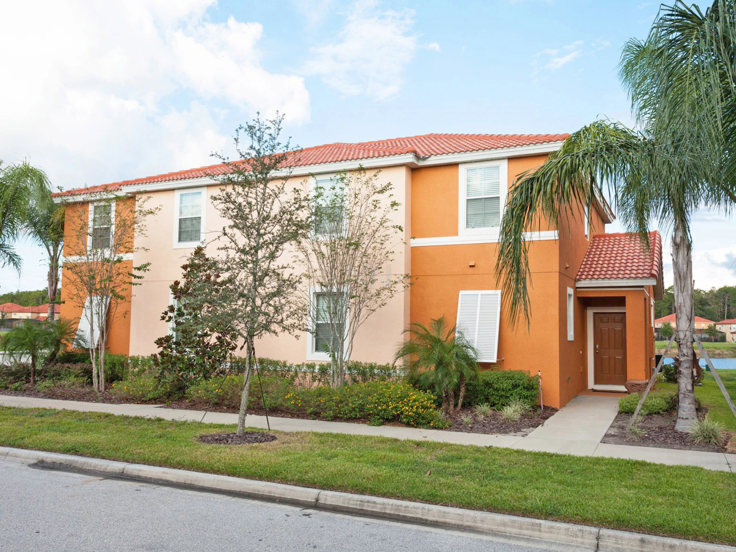 Вилла Favorite Vacation Homes