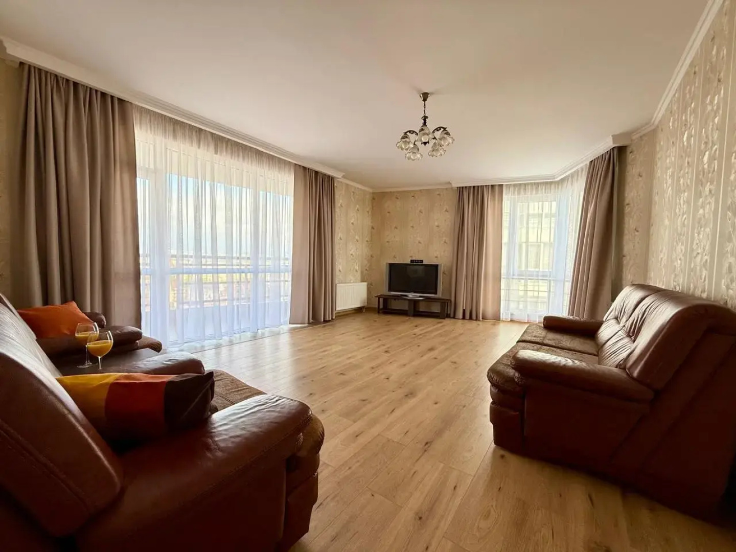 Квартира Ri-apart Трехкомнатная Адлер пер Богдана Хмельницого 10