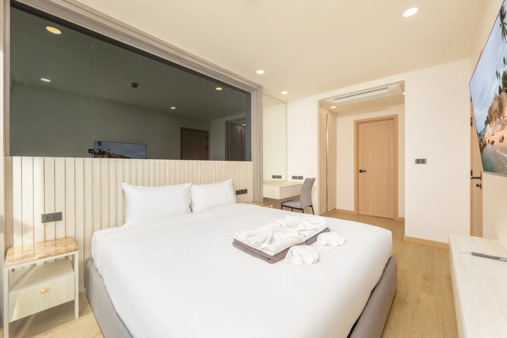 Apartment Ozone condo by TropicLook