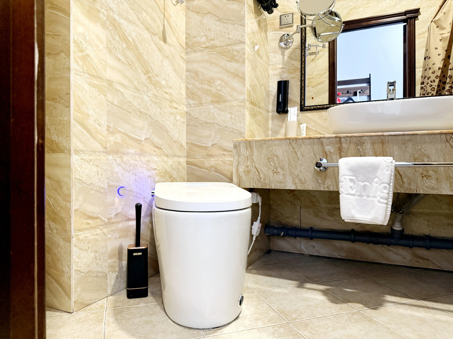 Отель Энигма