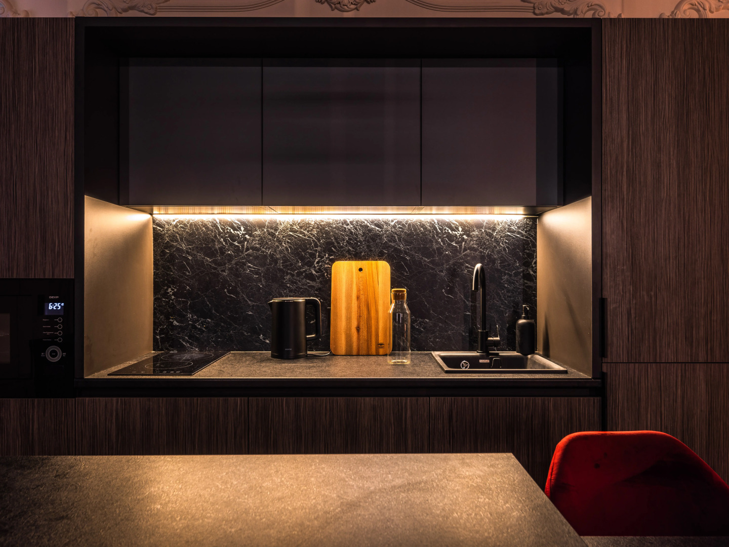 Шикарная двухкомнатная квартира в сердце Санкт-Петербурга