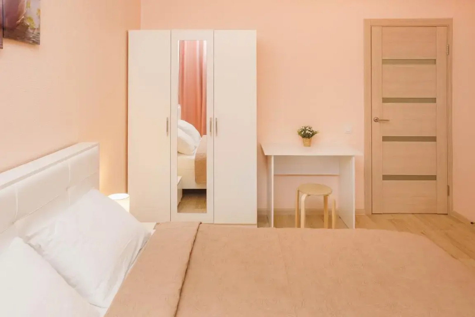 Двухкомнатные апартаменты Этажидейли на 22 этаже