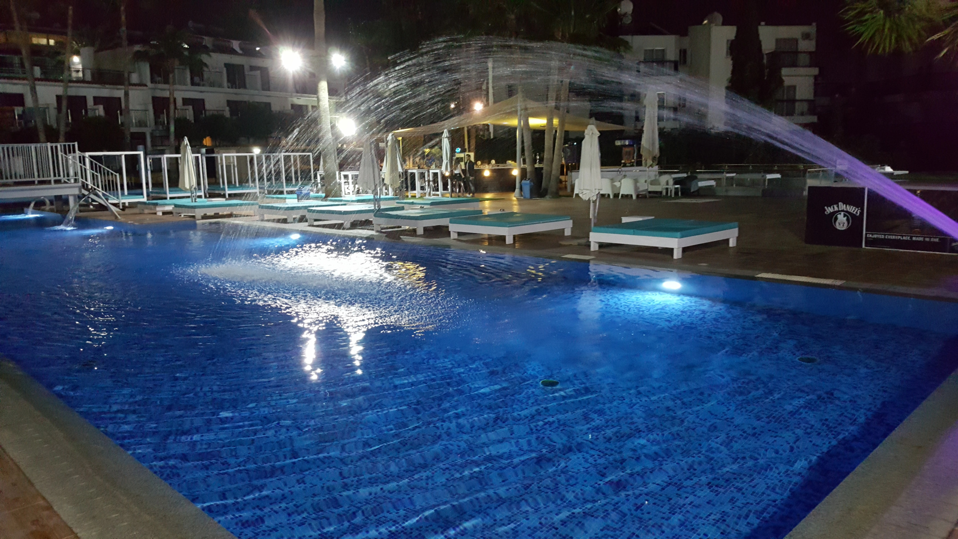 Отель Pambos napa rocks
