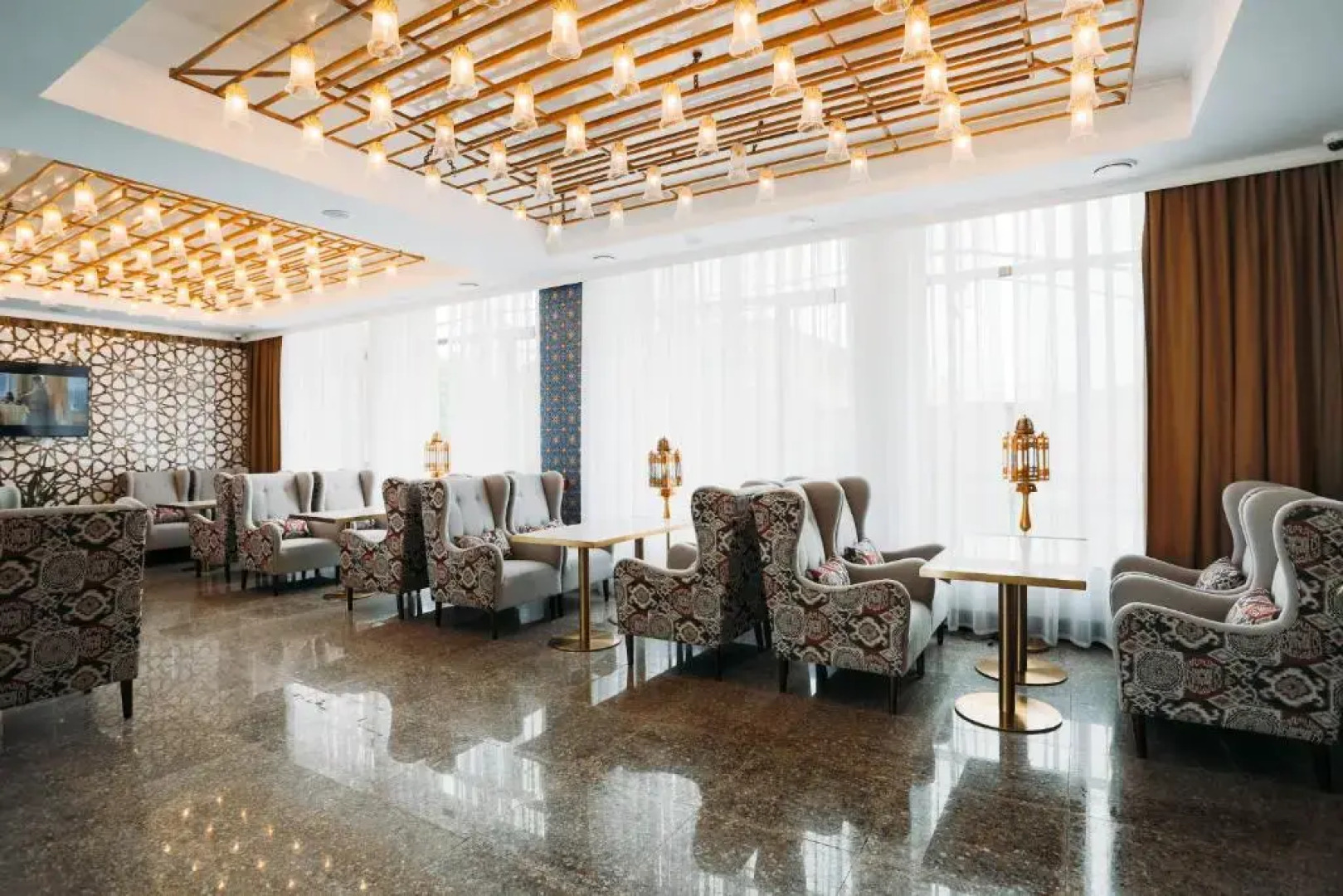 Отель Jannat Regency Jalal Abad