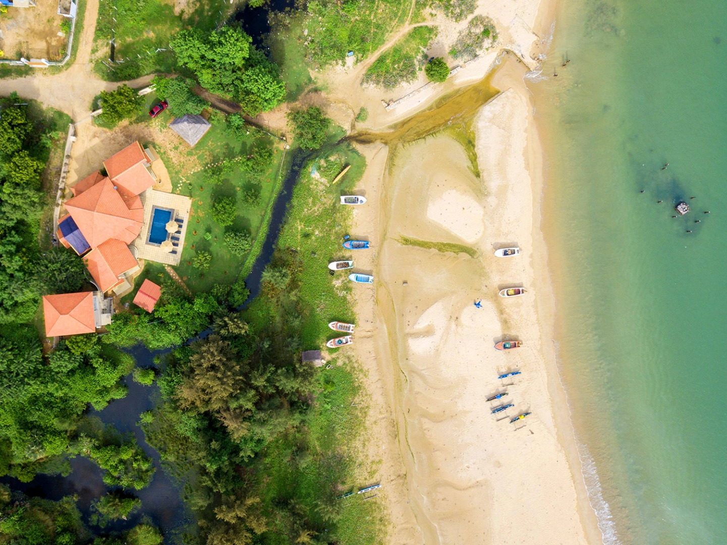 Отель Kayjay Beach House