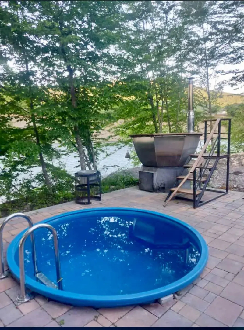 Отель Каштан