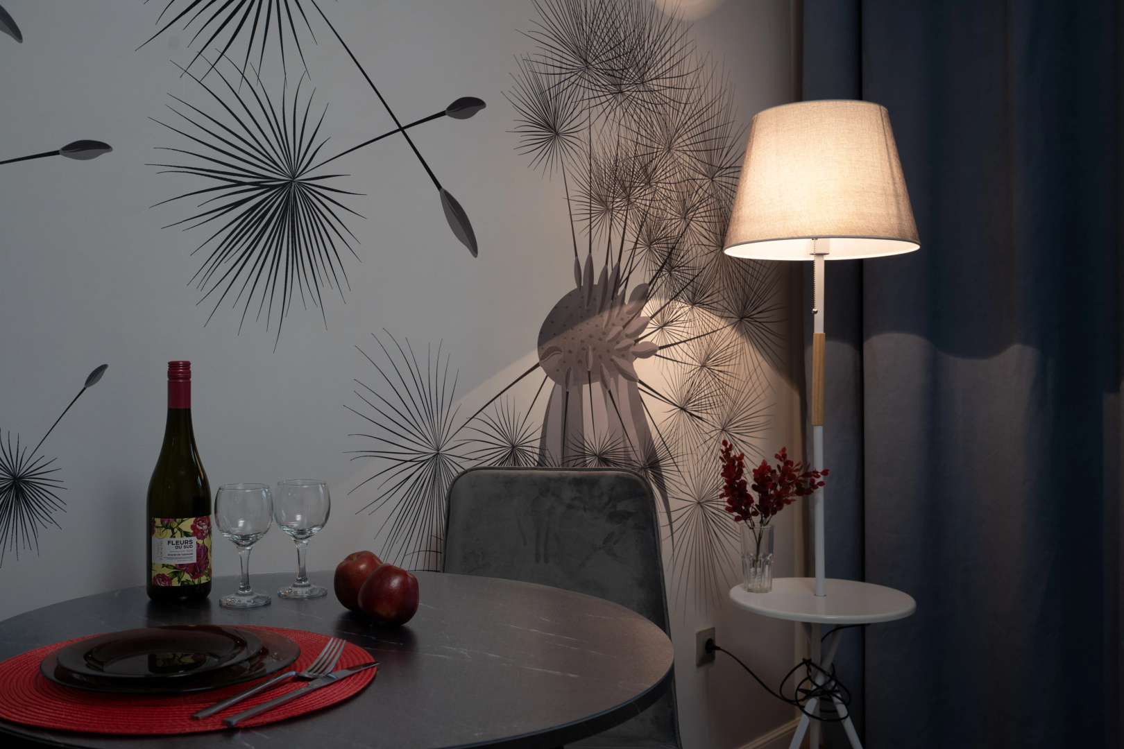 Квартира Roomyroom Pionerskaya
