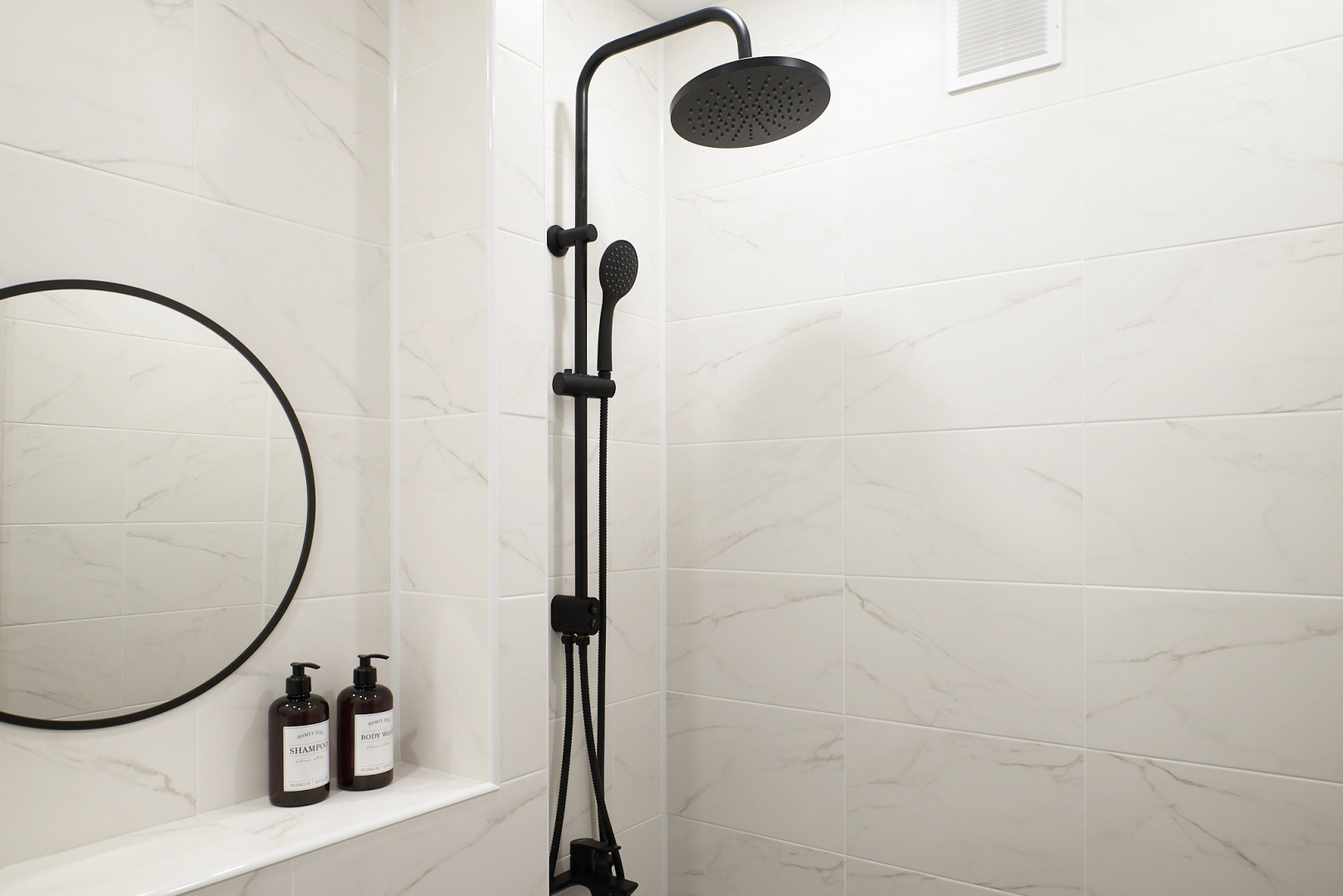 Квартира Родионова 202/2-70