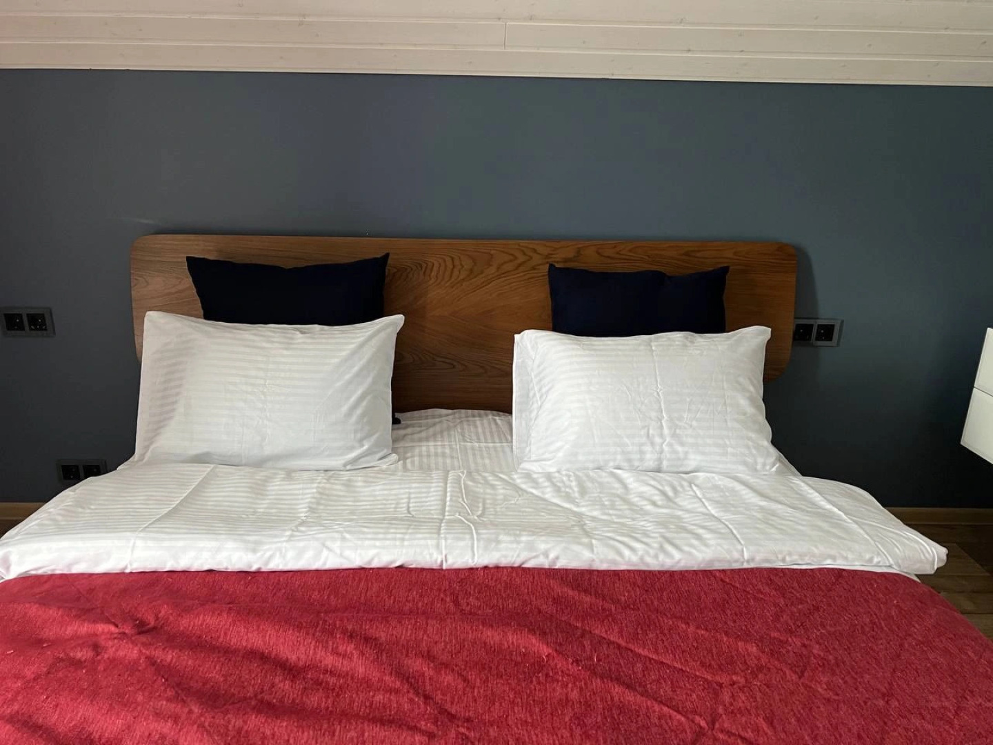 Частный дом Комфортный загородный дом для отдыха с семьей EMERALB light