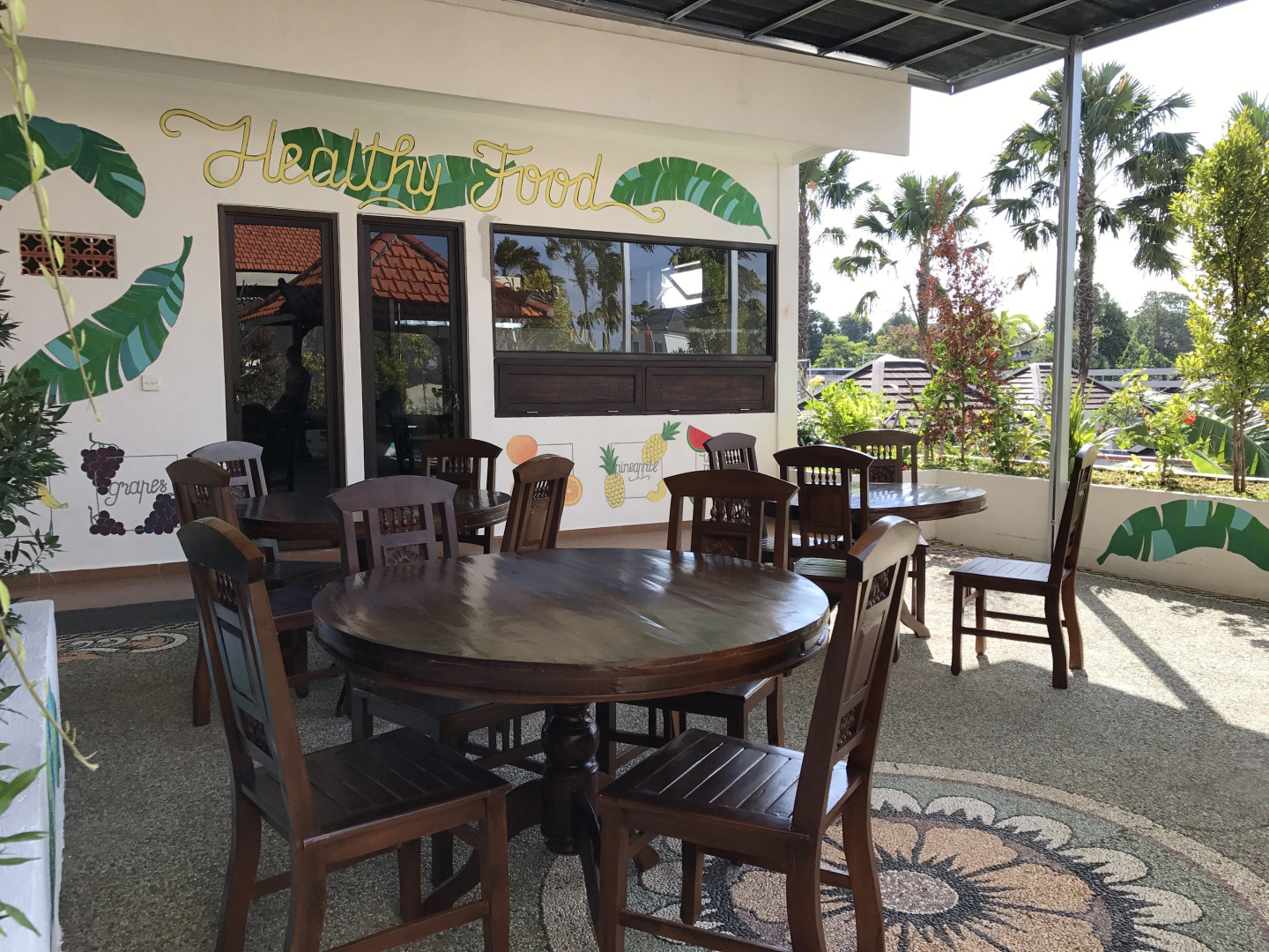 Отель La Costa Central