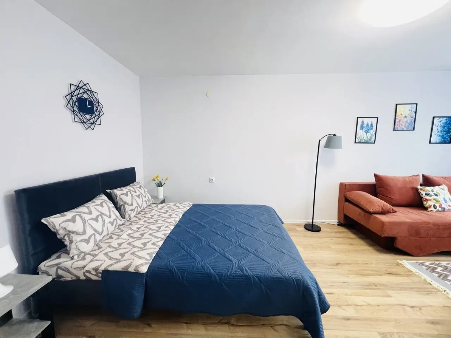 Квартира Двухкомнатная на Озерной