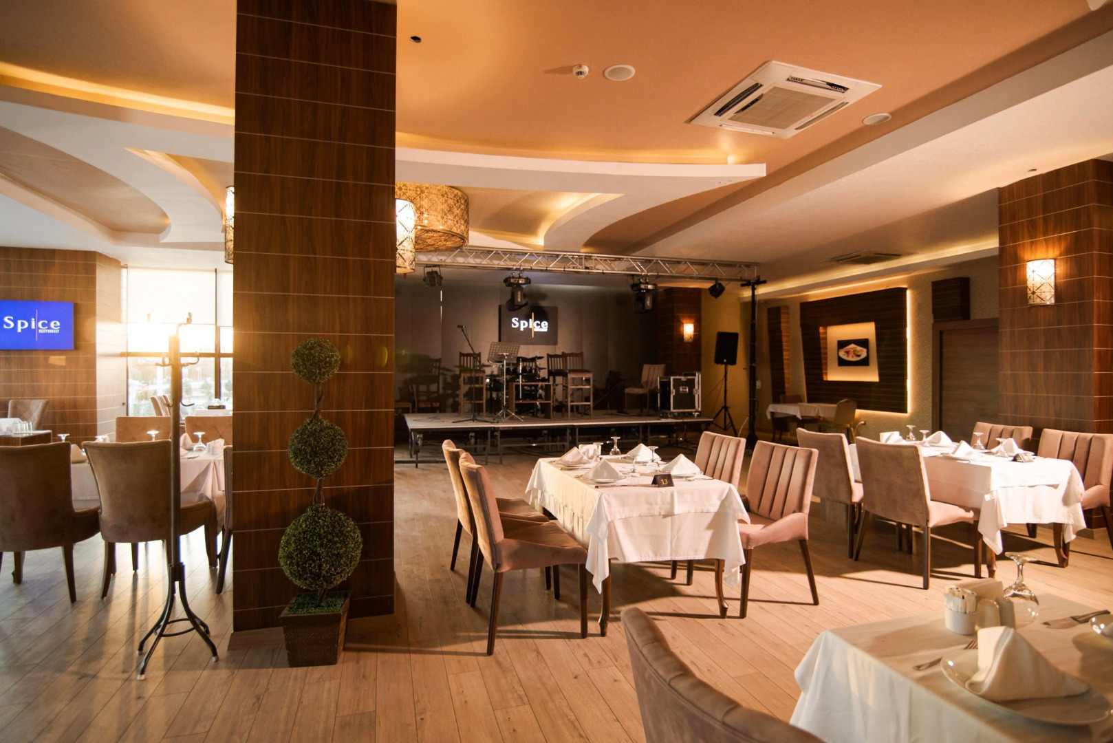 Отель Grand Hotel & Convention Center Karaman