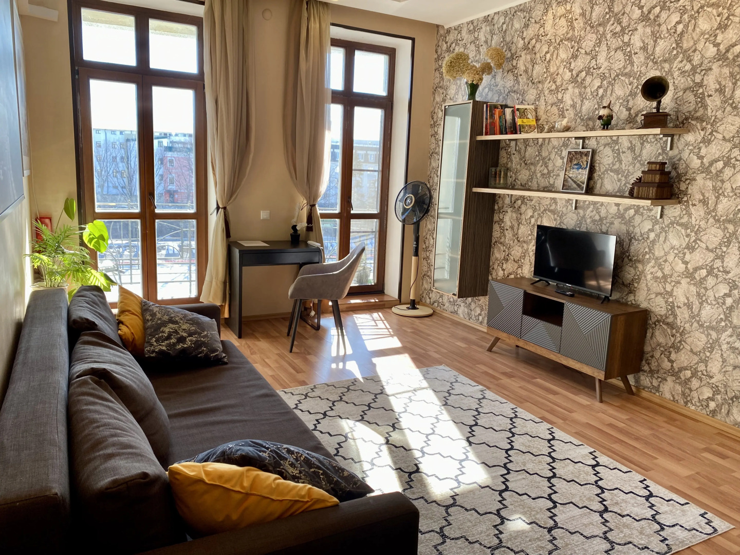 Видовая Двухкомнатная Элитная Квартира на Чёрном Озере