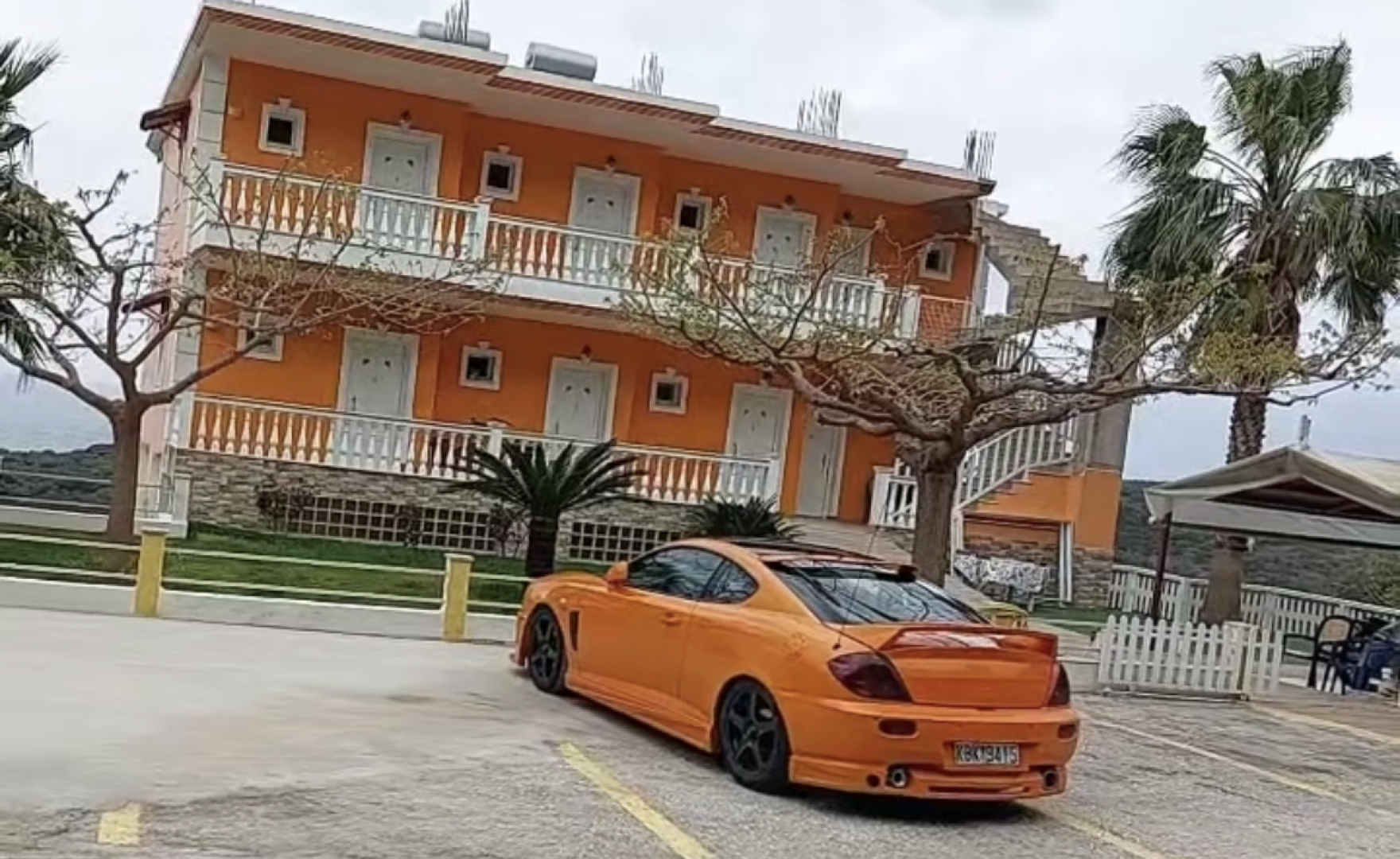 Отель Studio Konstantinos