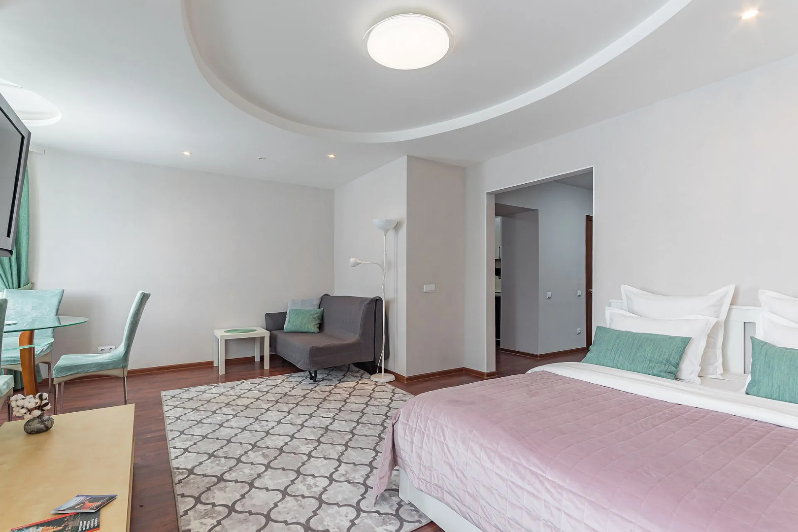 Апартаменты на Мещерском бульваре 3/3