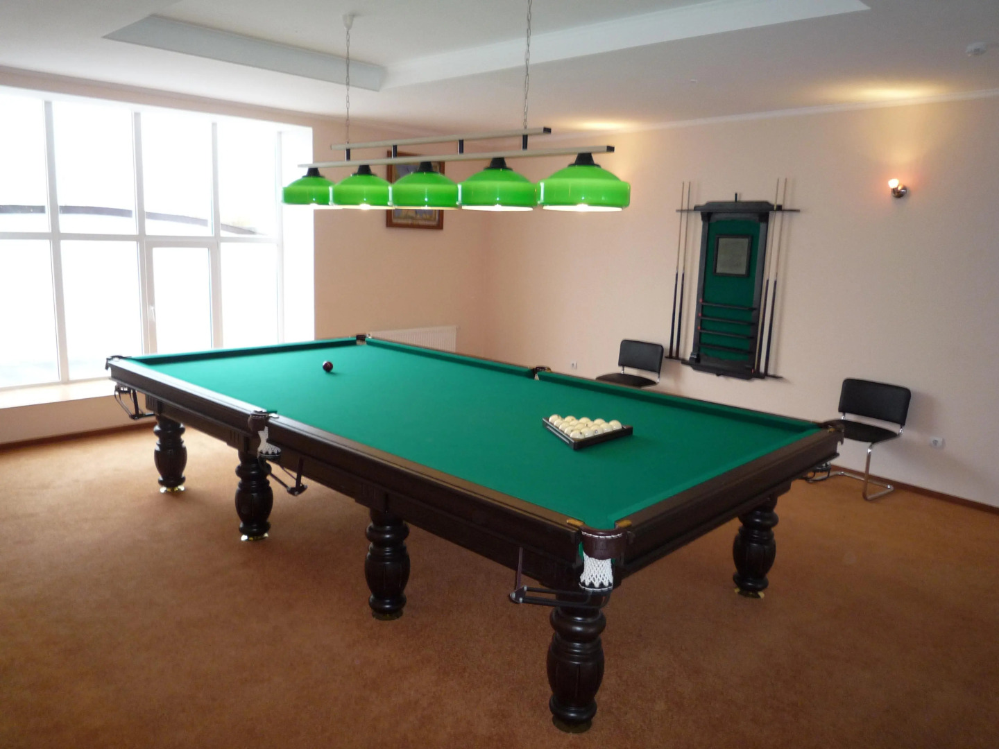 Отель Корона