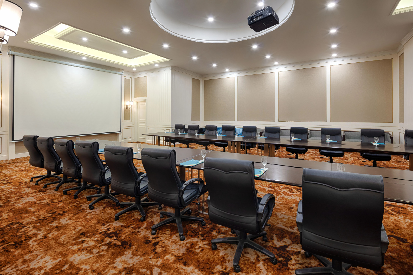 Vinpearl Beachfront Nha Trang