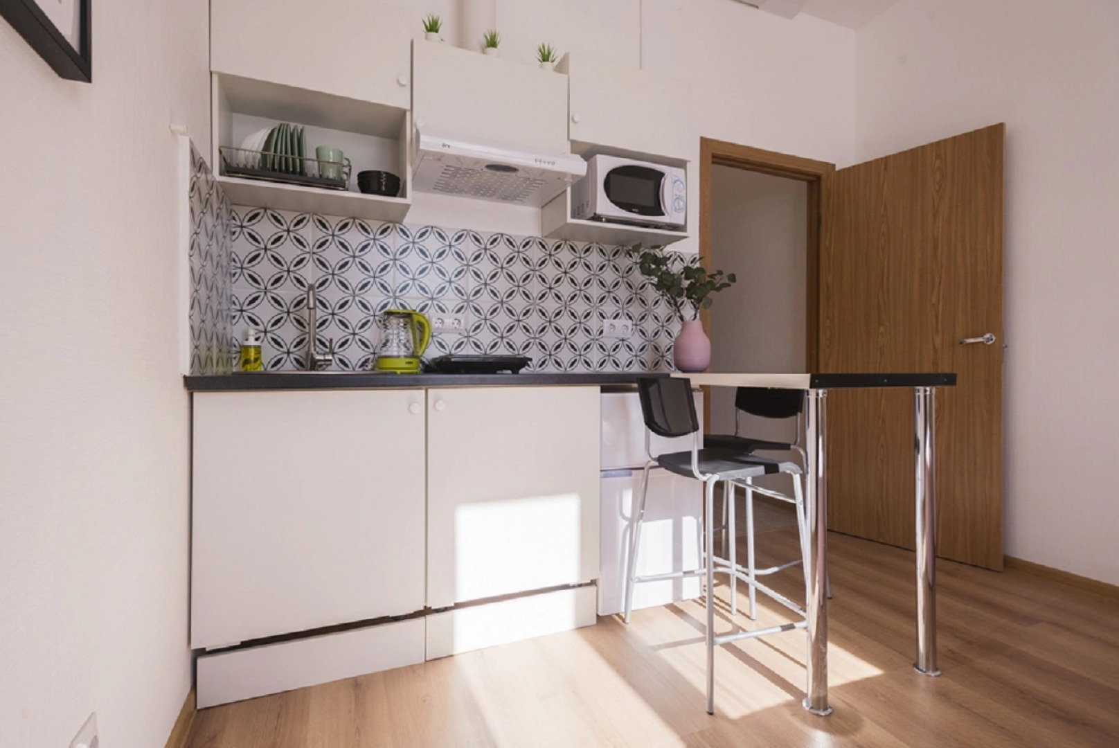 Квартира Студия Желтая в поселке Песочном