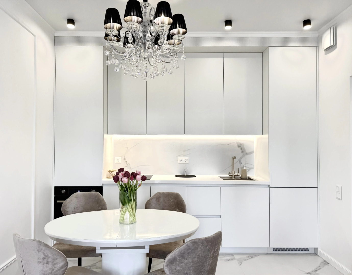 Квартира Роскошная с Дизайнерским Люкс Решением и Видом на Реку и Москва-Сити