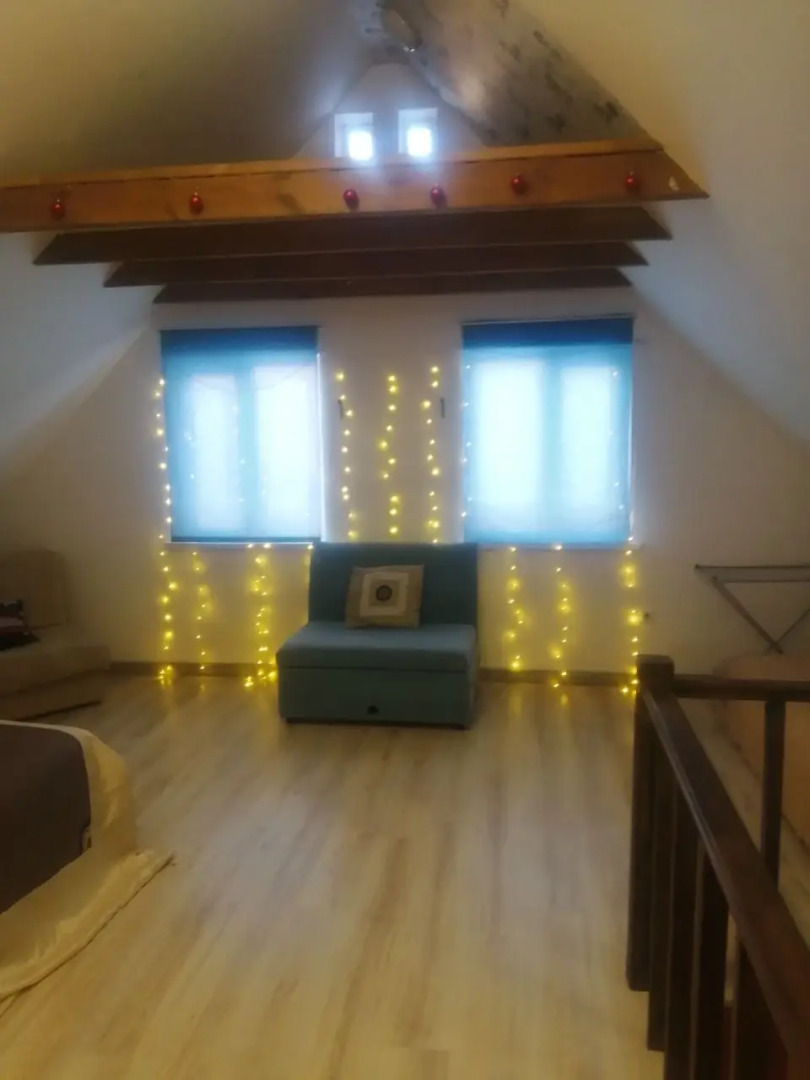 Частный дом Праздничный Коттедж в Центре Города