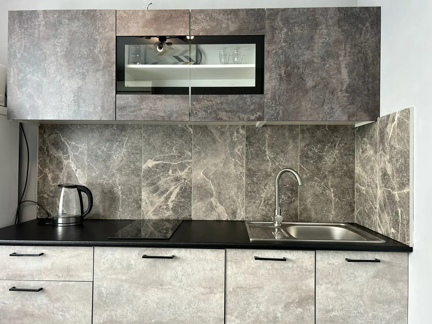 Квартира Двухкомнатная возле Космопорта