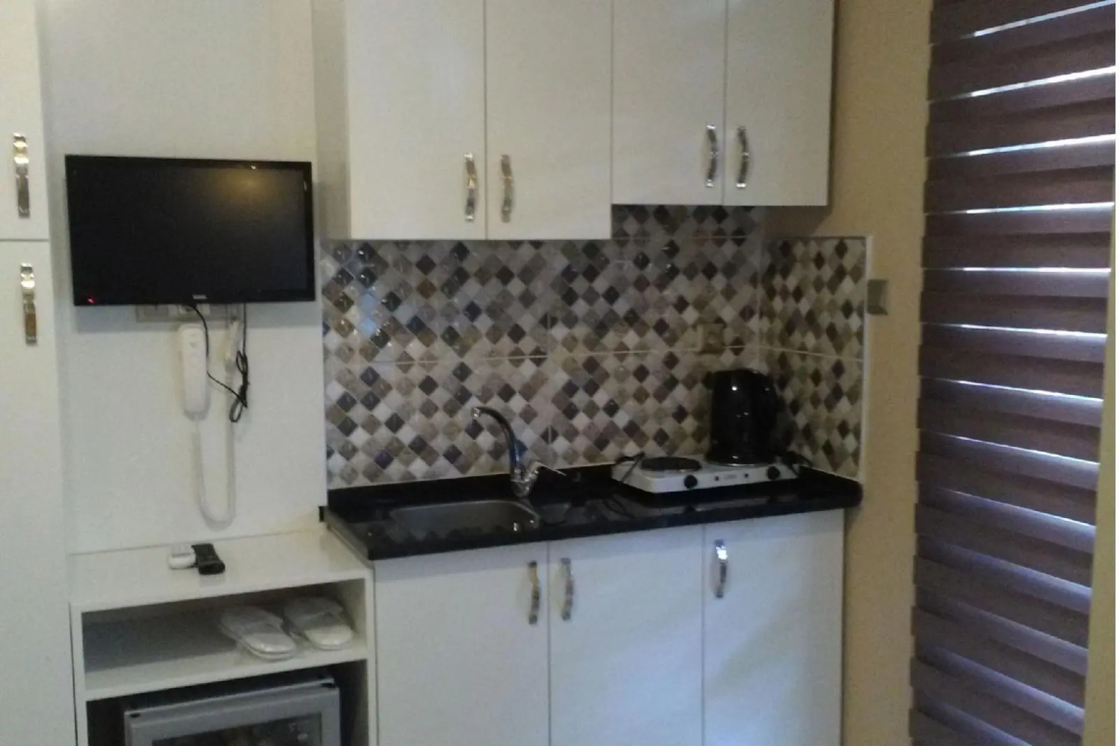 Отель Send Apart