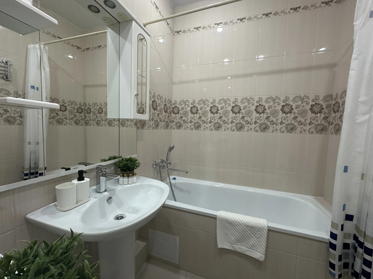 Квартира уютная возле парка с видом на Эльбрус