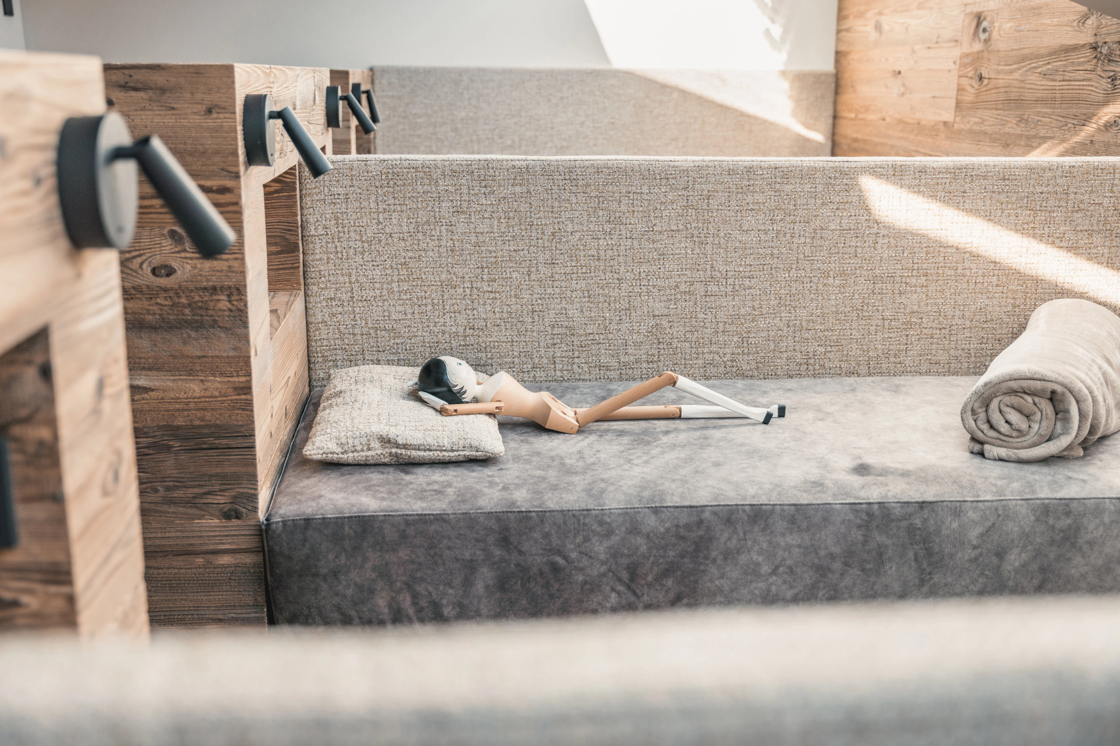 La Cort My Dollhouse - Adults Only