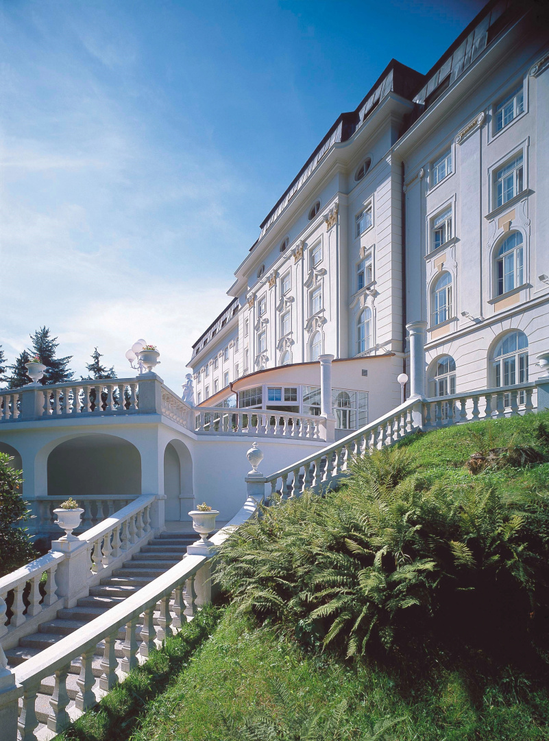 Отель Radium Palace