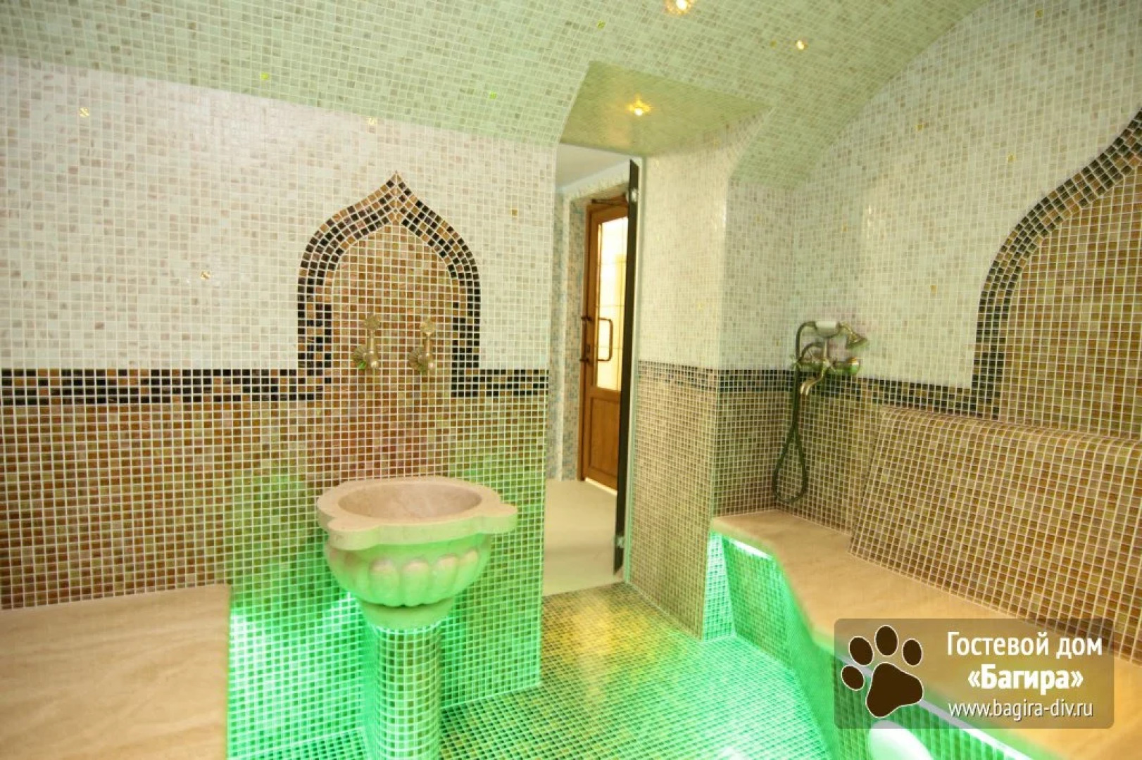 Отель Багира