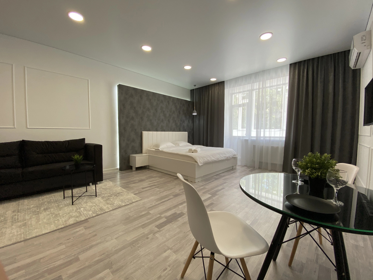 Апартаменты Дюсенова 2/2