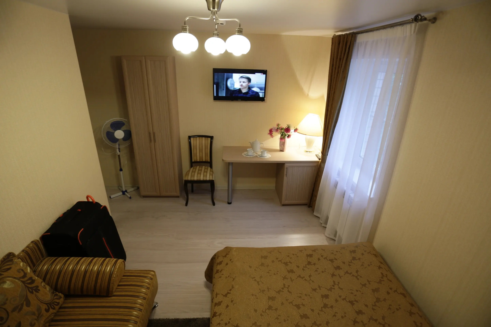 Отель Астра