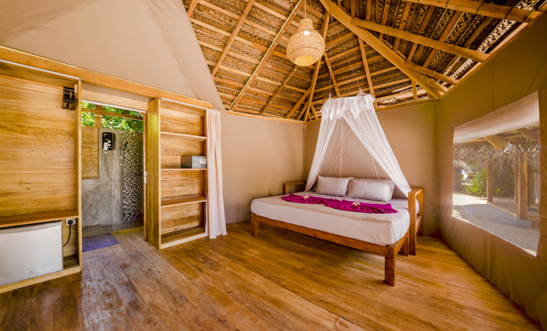 Отель Jungle Beach Camp Ahungalla