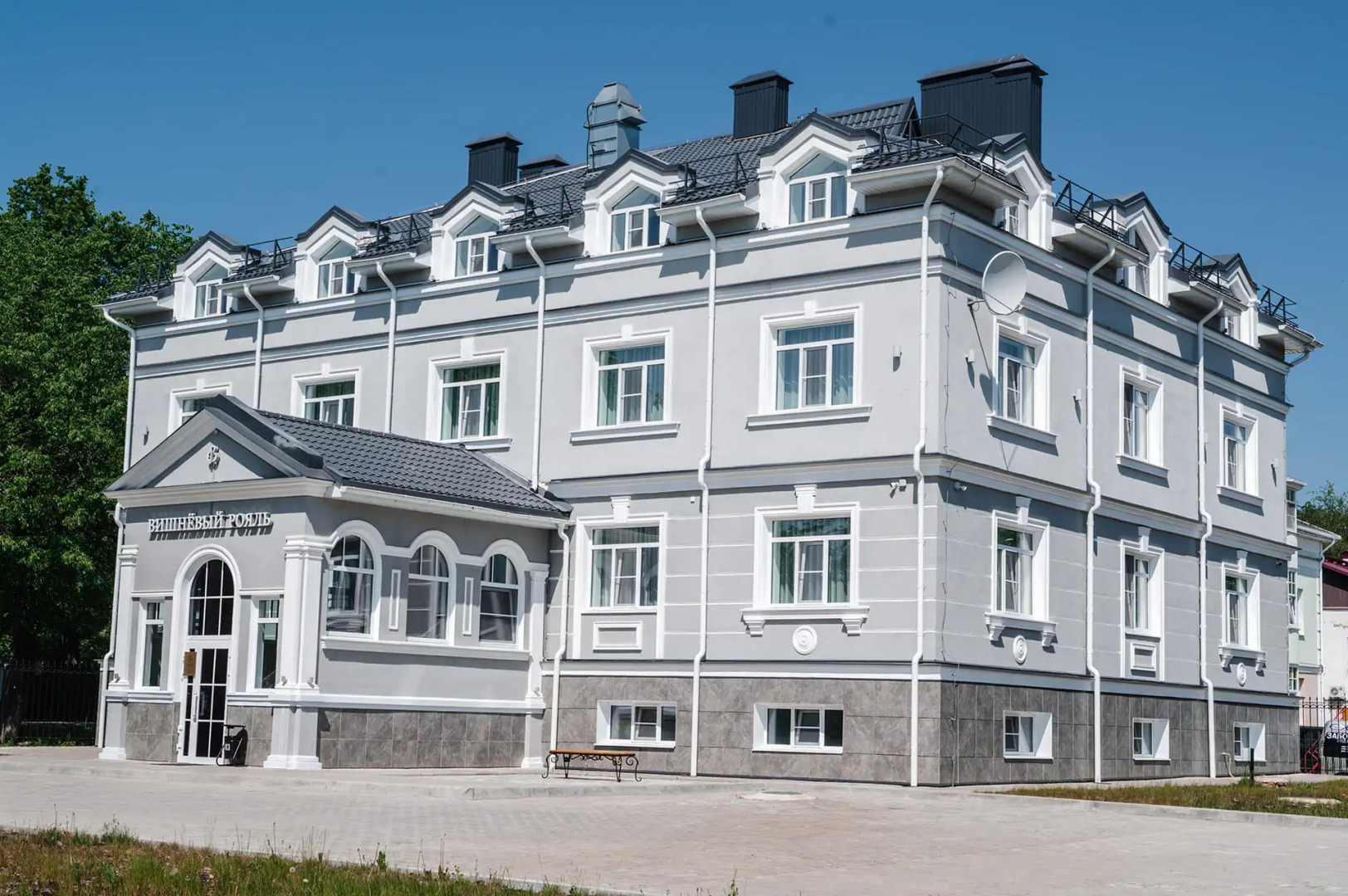 Отель Вишневый Рояль