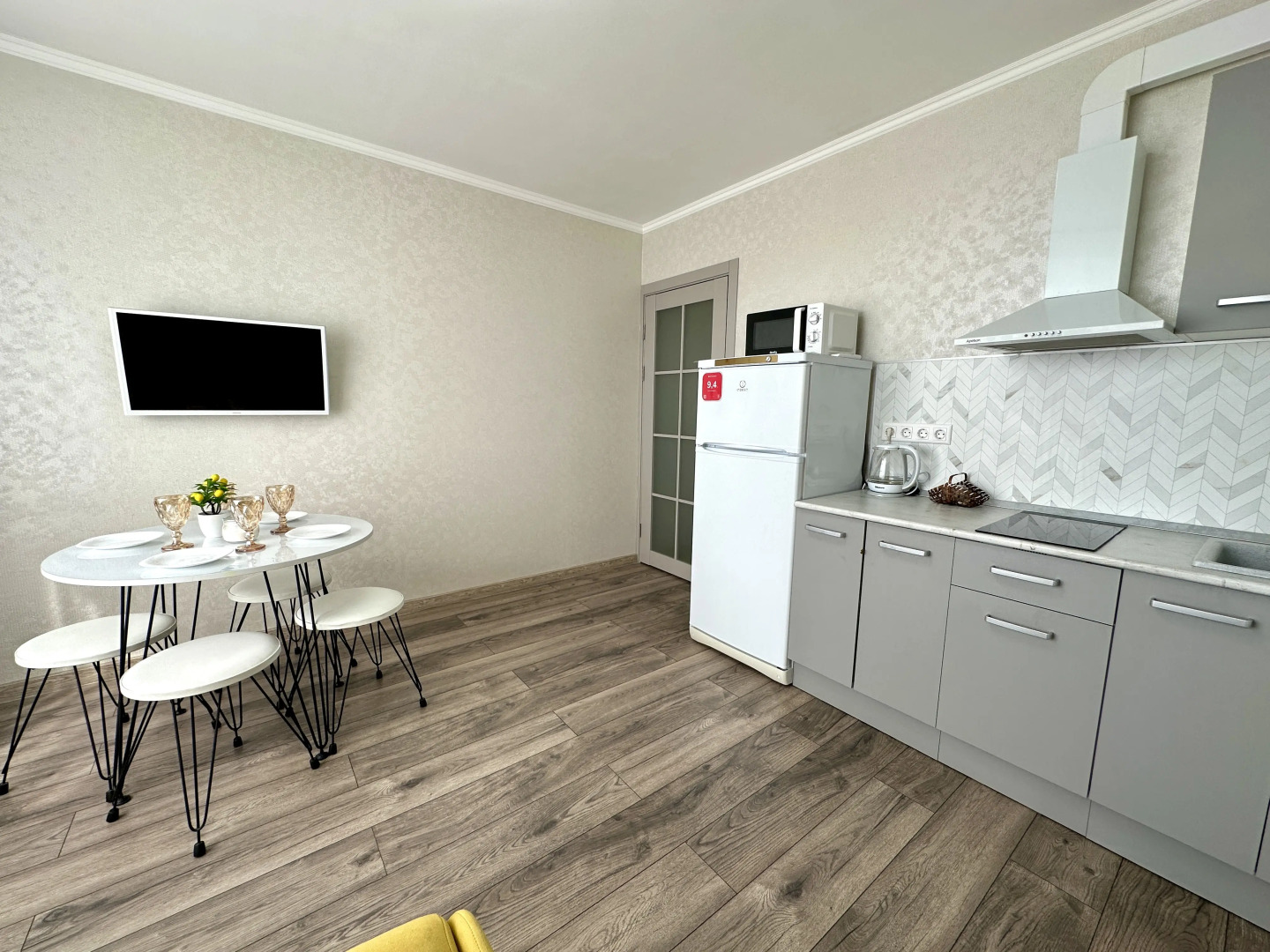 Апартаменты Эустома, рядом с ТЦ Кристалл